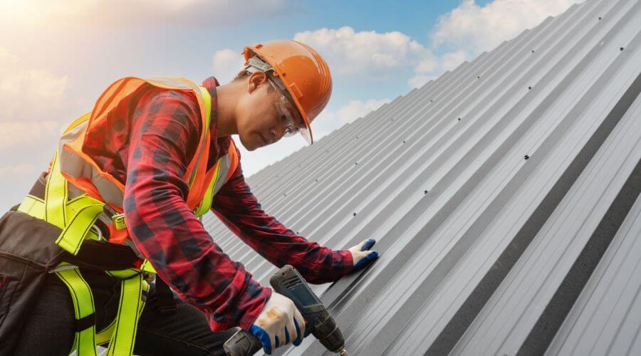 Professional Emergency Roof Repairs services in Lansing, OH